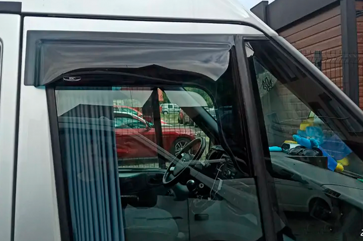 Window Deflectors (2 pcs, HIC) for Ford Transit 2000-2014 - image 1
