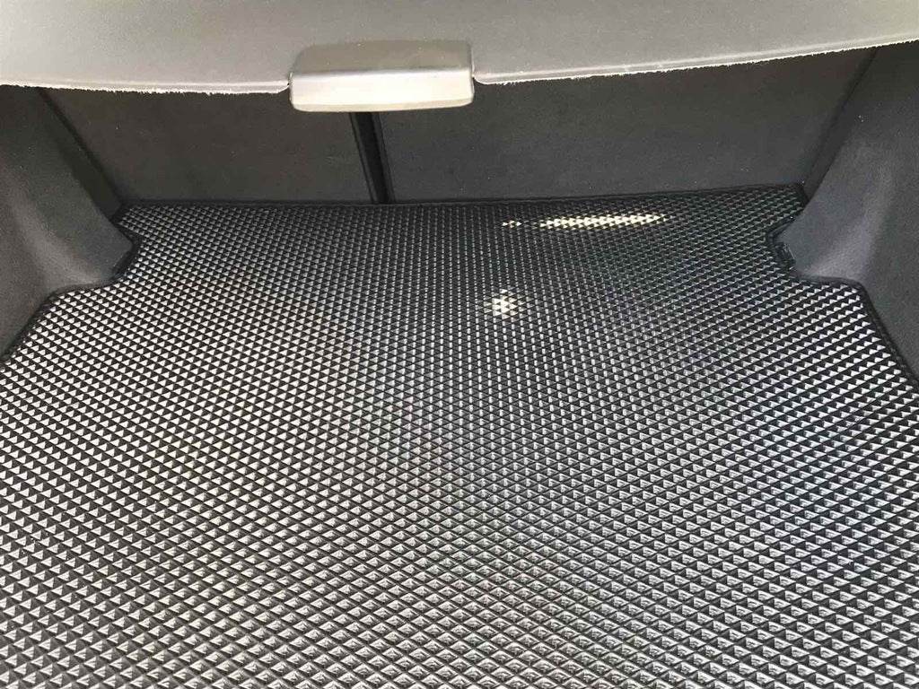 Mat in EVA trunk (SW, black) for Toyota Avensis 2003-2009 - Reelken Auto