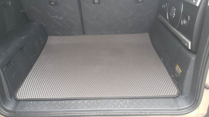 Trunk mat (EVA, black) for Toyota FJ Cruiser - Reelken Auto
