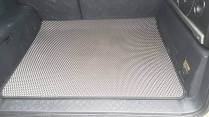 Trunk mat (EVA, black) for Toyota FJ Cruiser - Reelken Auto