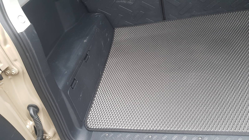 Trunk Mat (EVA, Black) for Toyota FJ Cruiser 2006-2022 - image 3