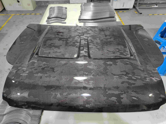 Carbon hood (forged carbon) for Land Rover Defender 2019↗︎ - image 2