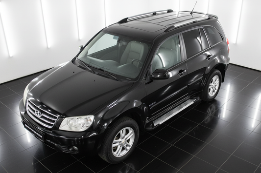 Side Steps Line-Type (2 pcs, Aluminum Profile) for Chery Tiggo 1 2005-2016 - image 1