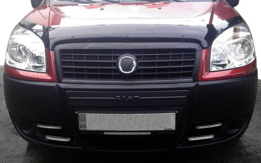 Average winter trim on the grille for Fiat Doblo I 2005-2010 - image 2