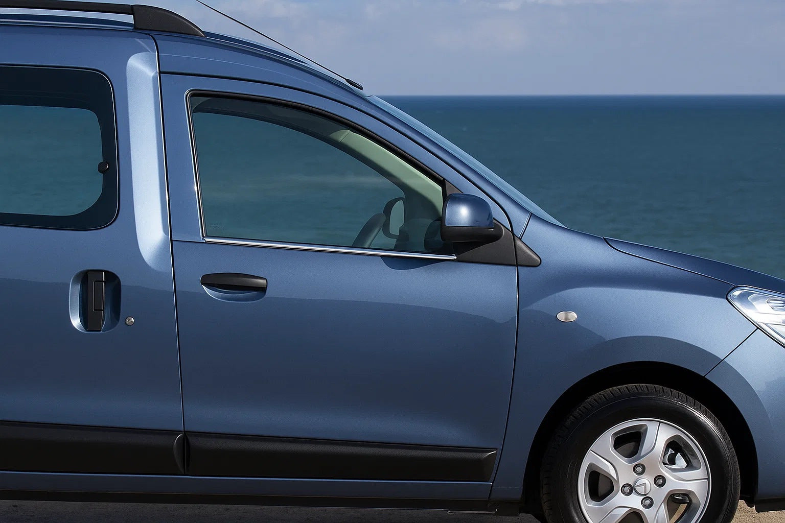 Window Trim (2 pcs, Stainless Steel) for Dacia Dokker 2013-2022 - image 2