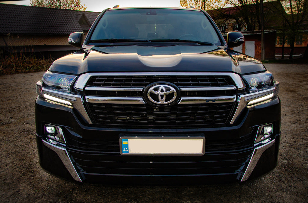 Facelift conversion kit from LC200 2008-2015 to 2021 Executive for Toyota Land Cruiser 200 2007-2021 - image 3