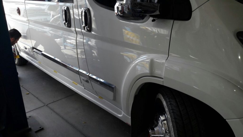Side skirts primed for painting (Meliset) for Peugeot Boxer 2006-2025 - image 1