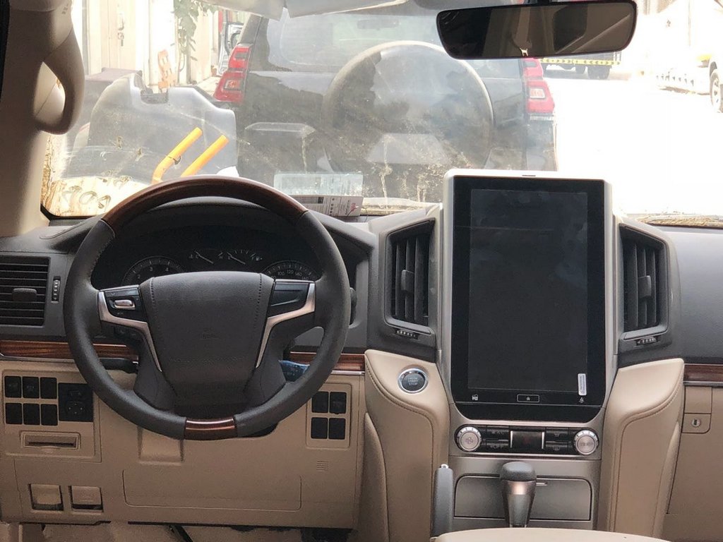 Steering wheel assembly (light wood) for Toyota Land Cruiser 200 2007-2021 - image 2