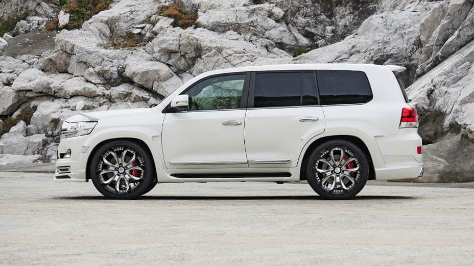 Kit kits 2016↗ (Wald) for Toyota Land Cruiser 200 - Reelken Auto