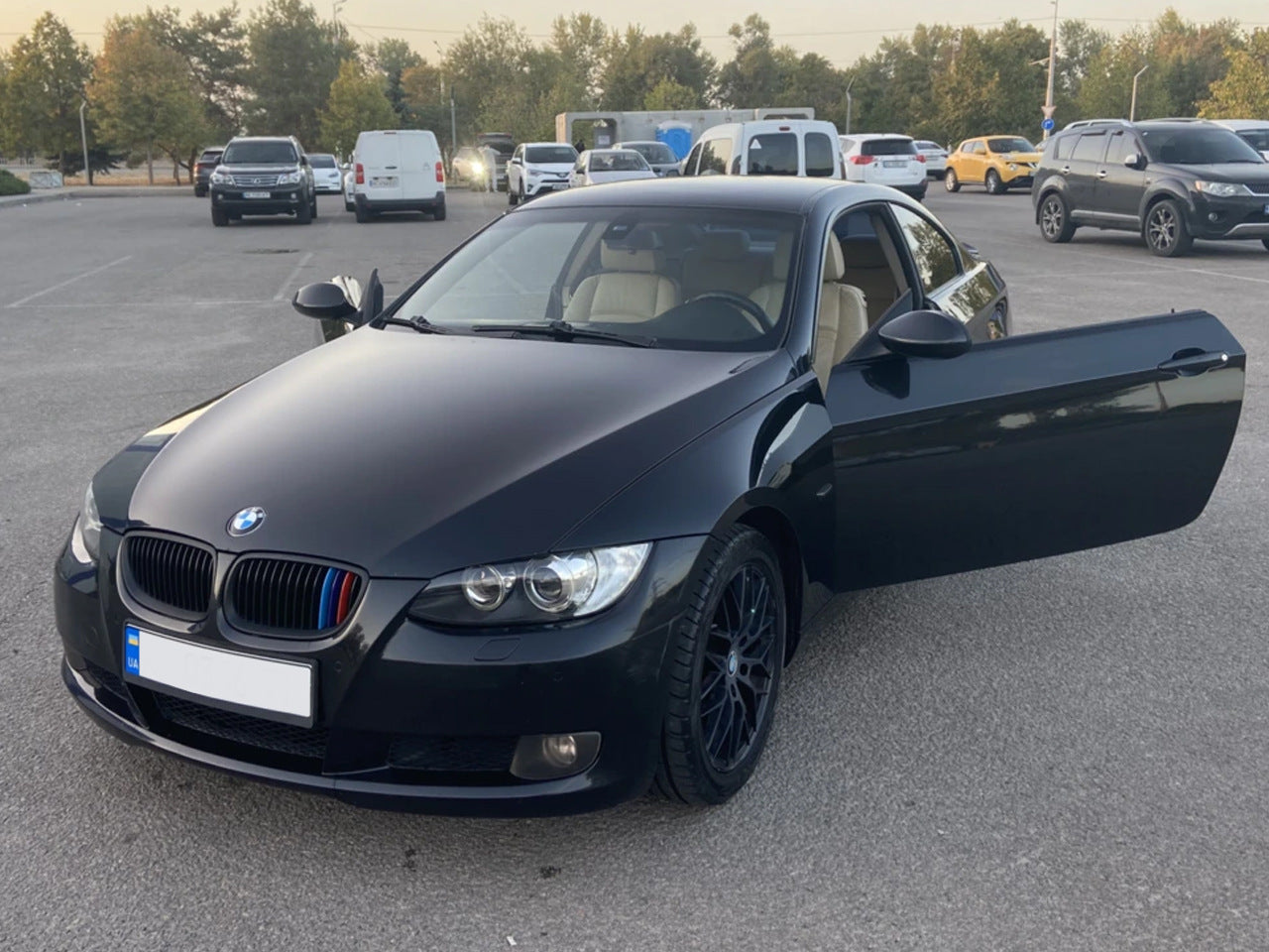 Kidney Grilles for E92 (3 pcs) for BMW 3 Series E-90/91/92/93 2005-2011 - image 1