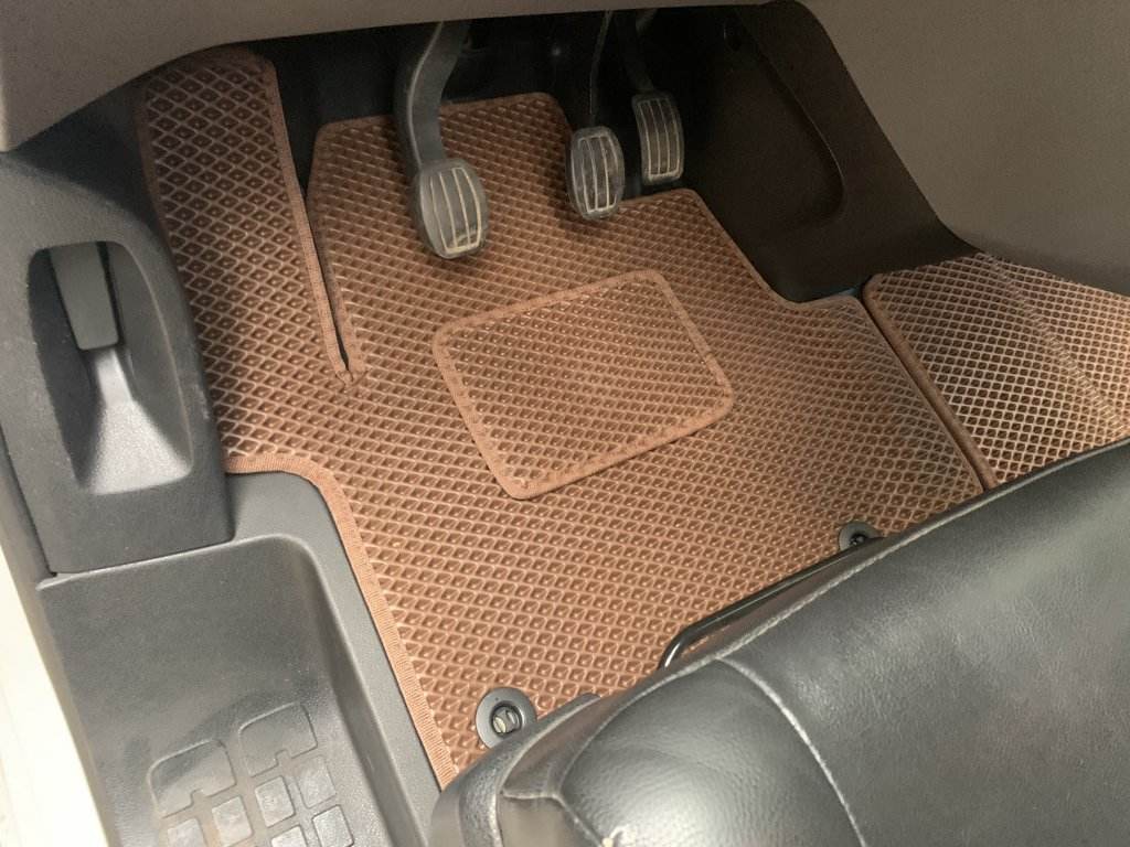 Polyurethane mats (2 pieces, EVA, brick) 1 + 1 for Toyota Proace - Reelken Auto