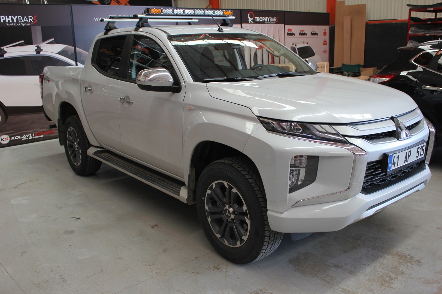 Roof bars for smooth roof (2 pcs, Asaf V4) for Mitsubishi L200 2015-2024 - image 1