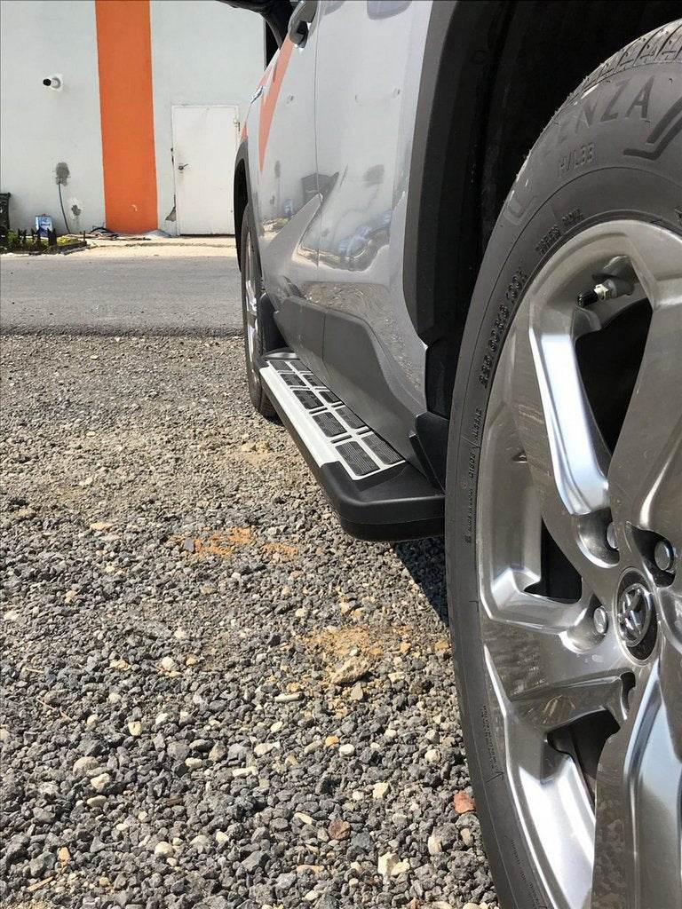 Sunrise side pad (2 pieces, aluminum) for Toyota Rav 4 2019- - Reelken Auto