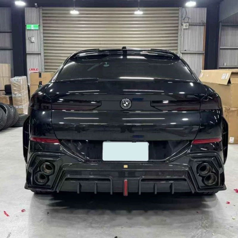 Carbon LMC Body Kit (2023-) for BMW X6 G06 2019–2027 - image 4