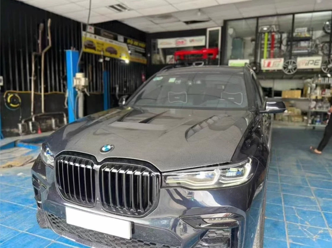 Hood (Carbon) for BMW X7 G07 2019- - image 2