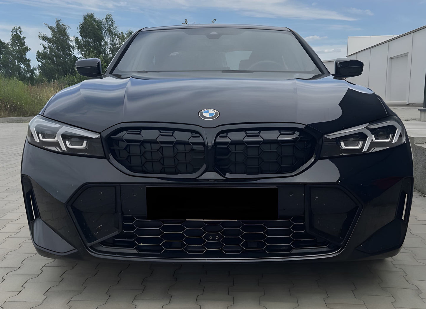 Diamond Black Kidney Grilles (2022+, black surround) for BMW 3 Series G20/G21 2018- - image 1