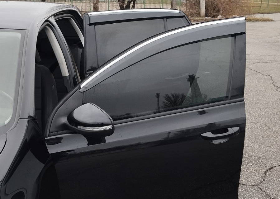 Window Deflectors with Chrome Trim (4 pcs, Sunplex Chrome) for Volkswagen Golf 5 2003-2009 - image 13