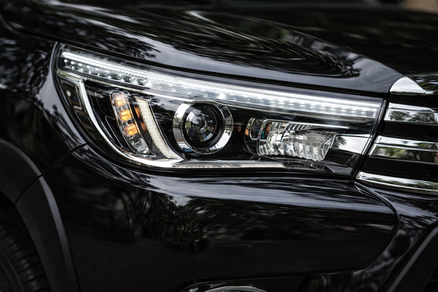 Front OEM Headlights V2 2015-2019 (for Xenon or LED bulb, set of 2) for Toyota Hilux 2015- - image 1