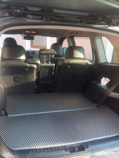 EVA Trunk Mat (2 pieces, black) for Toyota Highlander 2008-2013 - image 1
