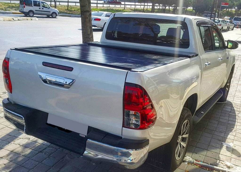 Rollbox Omback for Toyota Hilux 2015↗ - Reelken Auto