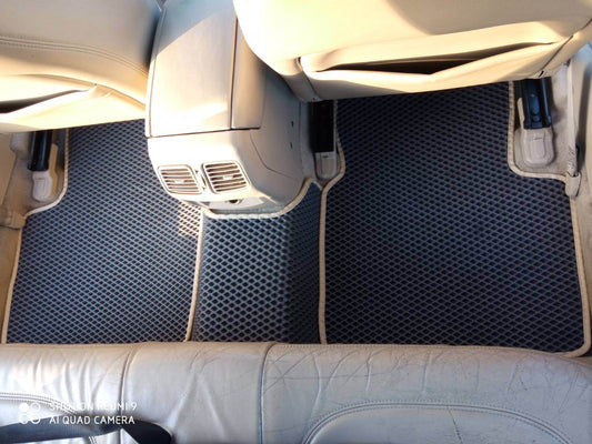 Polyurethane mats (EVA, black) for Hyundai Grandeur 2005-2011 - Reelken Auto