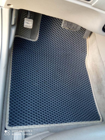 Polyurethane mats (EVA, black) for Hyundai Grandeur 2005-2011 - Reelken Auto