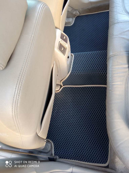 Polyurethane mats (EVA, black) for Hyundai Grandeur 2005-2011 - Reelken Auto