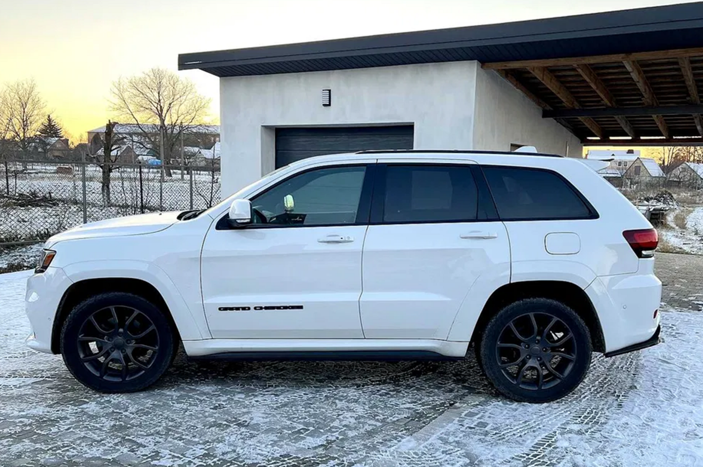 SRT Facelift Kit 2019 for Jeep Grand Cherokee WK2 2010-2021 - image 4