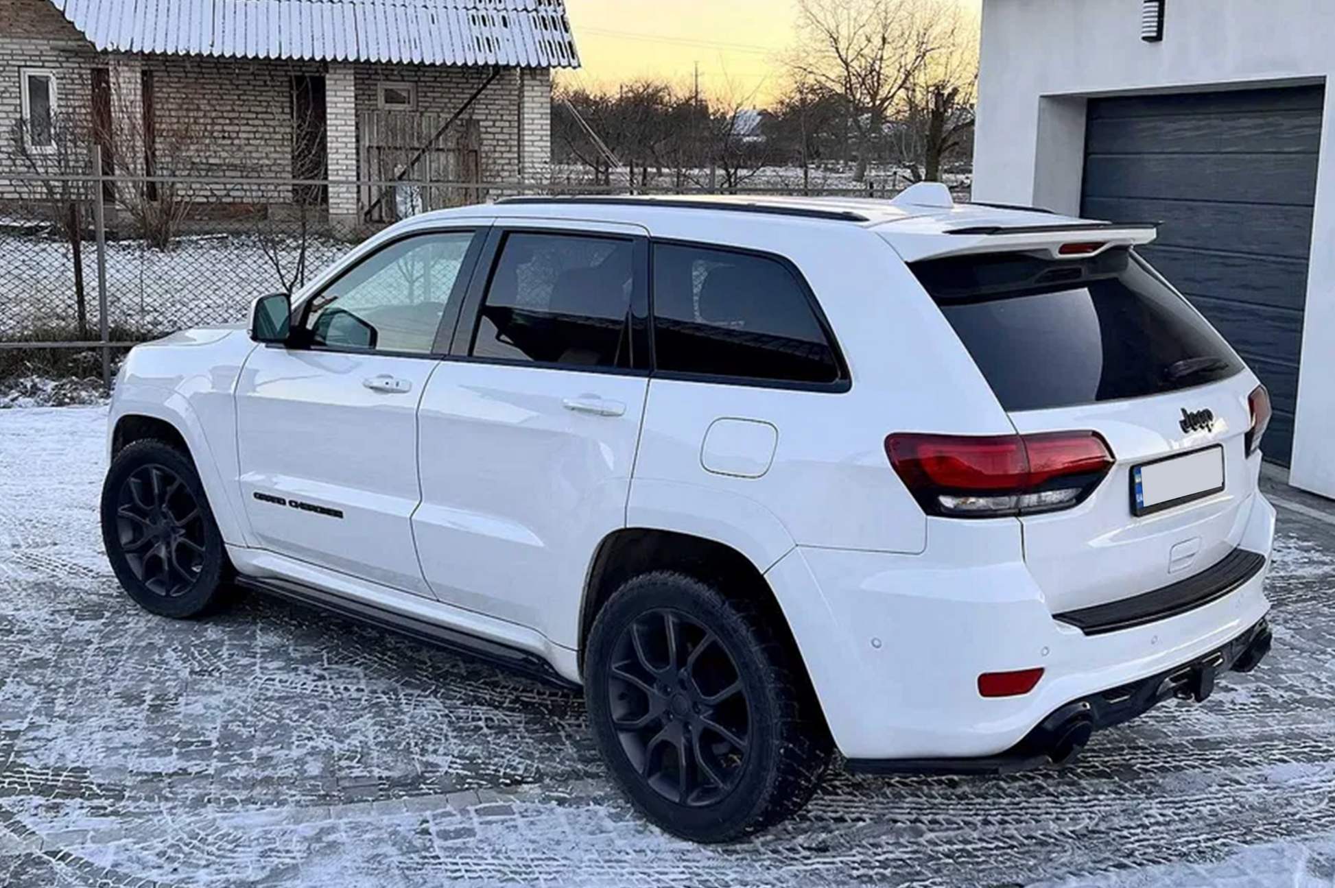 SRT Facelift Kit 2019 for Jeep Grand Cherokee WK2 2010-2021 - image 16