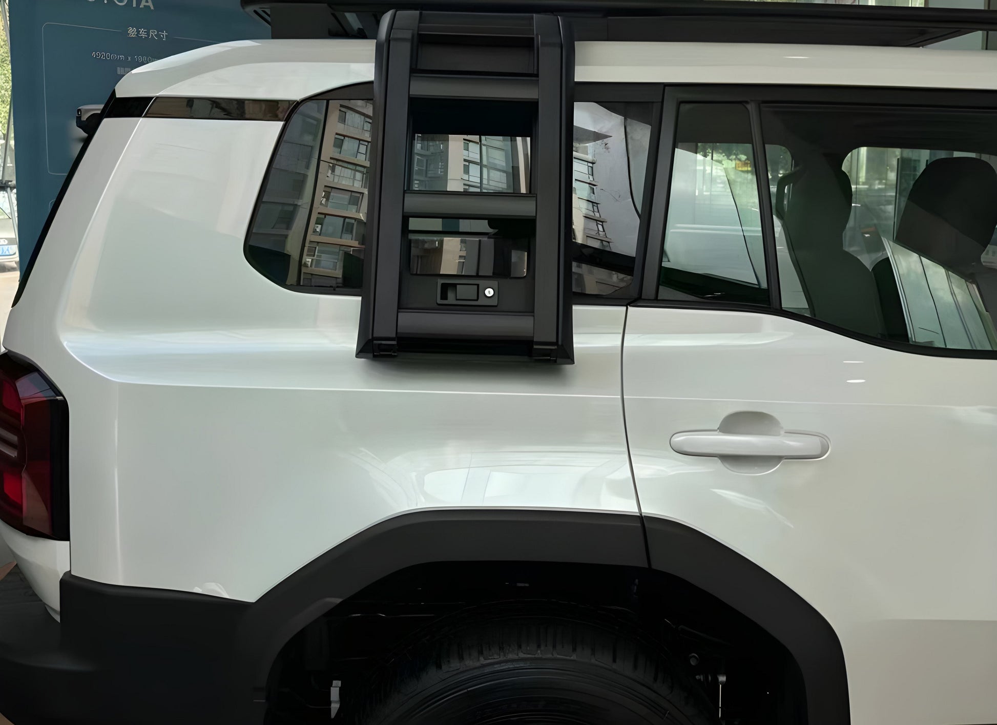 Side Ladder for Toyota Land Cruiser Prado 250 2023- - image 2