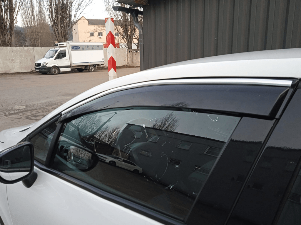 Windshields with chrome (4 pcs, Sunplex Chrome) for Renault Clio V 2019↗︎ - Reelken Auto