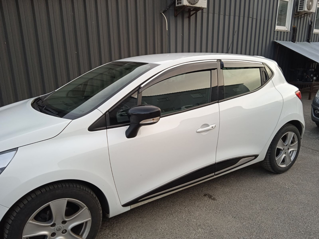 Window Deflectors with Chrome Trim (4 pcs, Sunplex Chrome) for Renault Clio V 2019- - image 1
