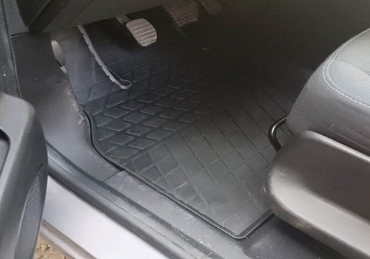 Rubber mats (4 pcs, Stingray Premium) for Renault Scenic/Grand 2009-2016 - Reelken Auto