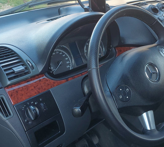 Panel overlay (Meric, strips) for Mercedes Vito W639 2004-2014 - image 2