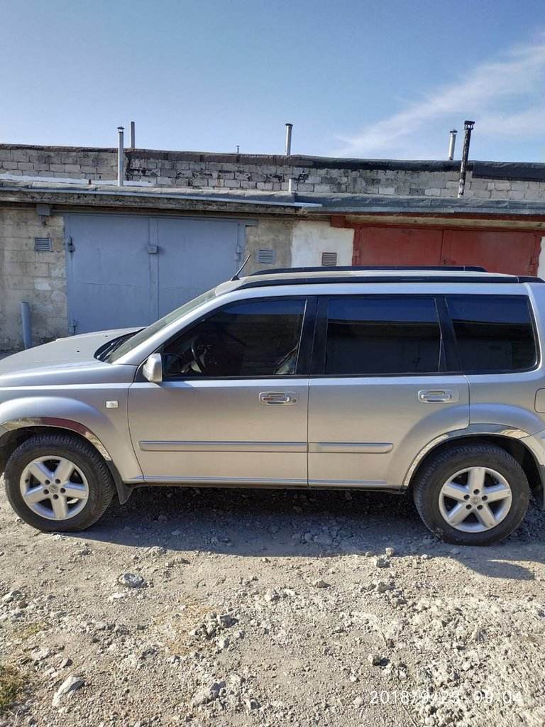 The pads on the arches (4 pieces, stainless steel) for Nissan X-trail T30 2002-2007 - Reelken Auto