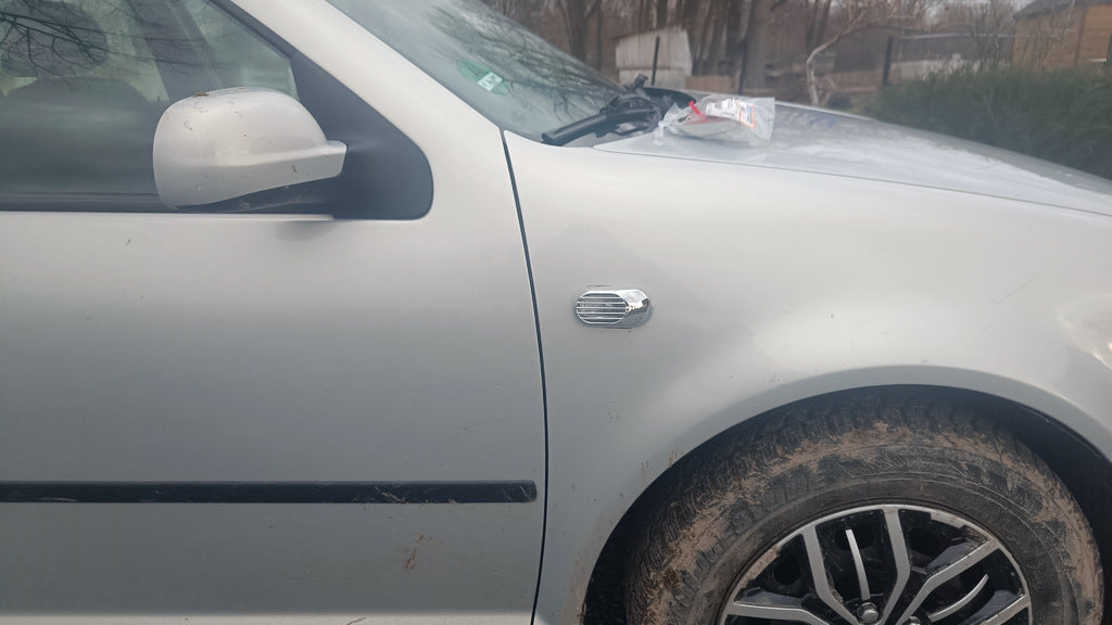 Oval Side Indicator Grille (2 pcs, ABS) for Volkswagen Golf 4 1997-2006 - image 1