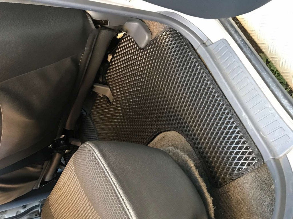 EVA Floor Mats (black) for Toyota Land Cruiser 80 1990-1997 - image 5