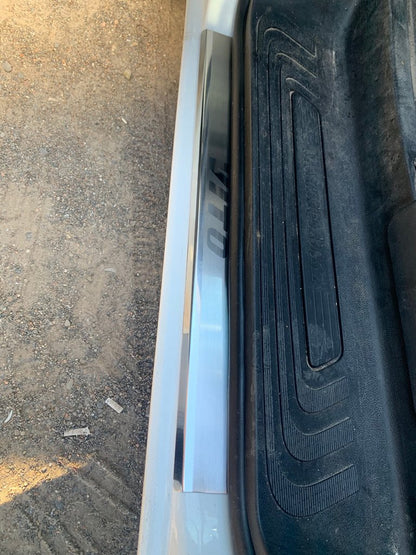 Door Sill Covers VIP-Style (2 pcs, Stainless Steel) for Mercedes Vito/V-class W447 2014- - image 2