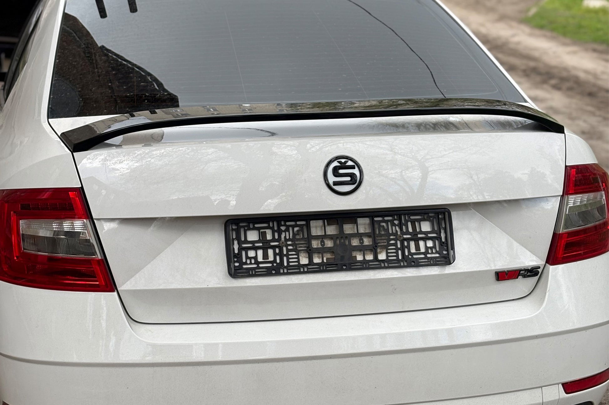 Spoiler DPT V-5 (Gloss Black) for Skoda Octavia III A7 2013-2019 - image 2