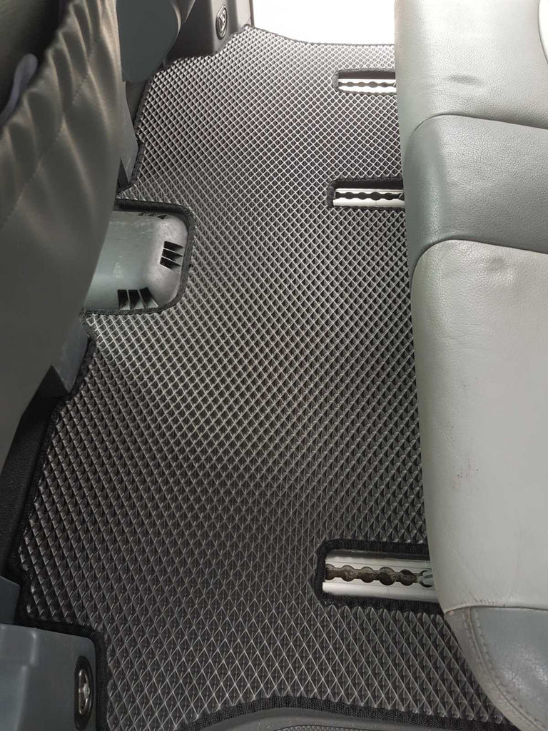 EVA V2 Floor Mats (Pickup Only, Full Set, Black) for Mercedes Viano 2004-2014 - image 6