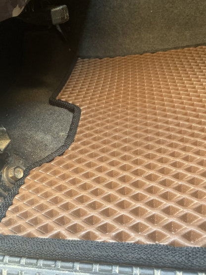 EVA Floor Mats (brick red) for Nissan Patrol Y60 1988-1997 - image 6