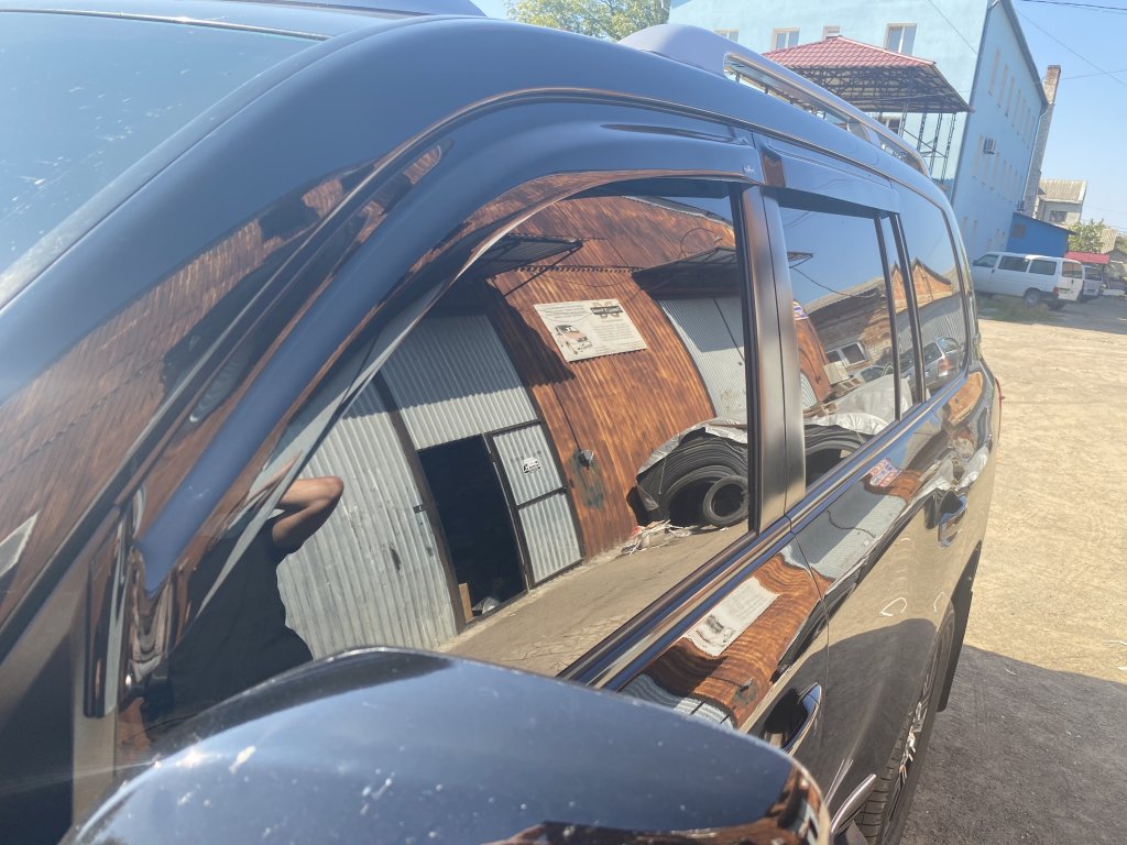 Window Deflectors 8cm (4 pcs, HIC) for Toyota Land Cruiser 200 2007-2021 - image 4