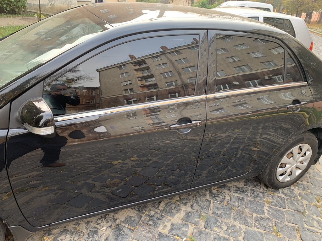 The outer edging of the glass (4 pieces, stainless steel) for Toyota Corolla 2007-2013 - image 3