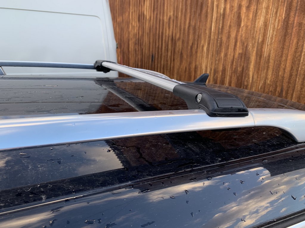 Poperechny on the roof rails under the key (2 PCs) for Volkswagen Passat B6 2006-2012 - image 4