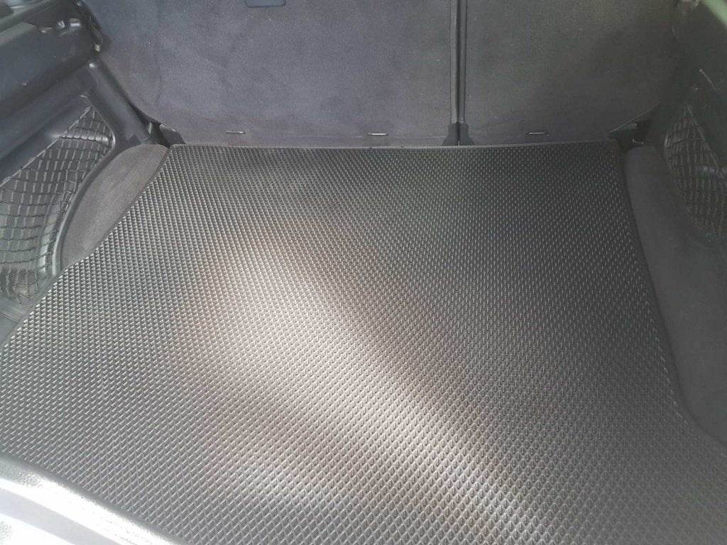 Trunk mat (EVA, black) for Land Rover Discovery IV - Reelken Auto