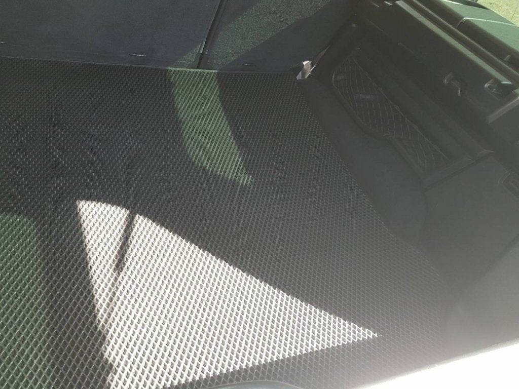 Trunk mat (EVA, black) for Land Rover Discovery III - Reelken Auto