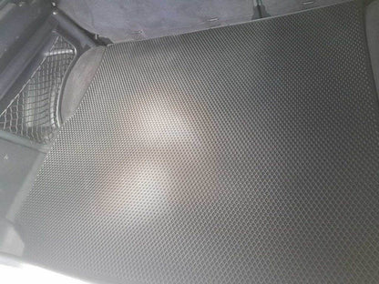 Trunk mat (EVA, black) for Land Rover Discovery IV - Reelken Auto