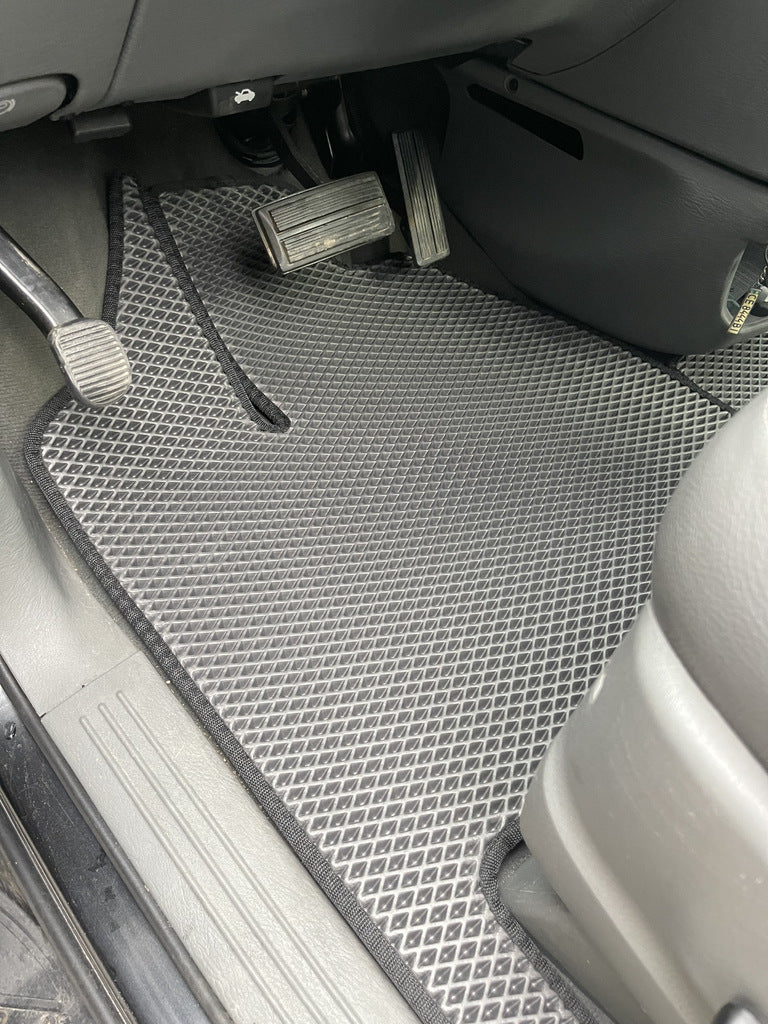 Floor mats (3 rows, EVA, Black) for Chrysler Voyager 2001-2007 - image 3