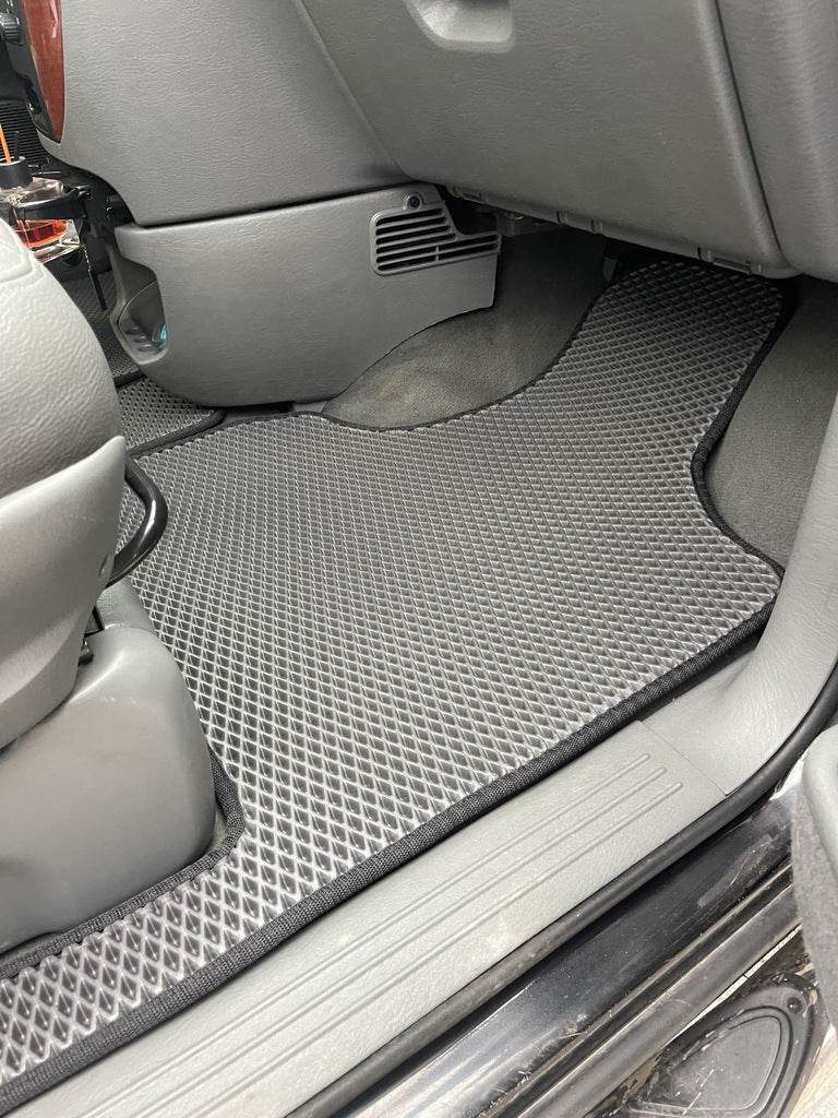 Floor mats (3 rows, EVA, black) for Chrysler Voyager 2001-2007 - Reelken Auto