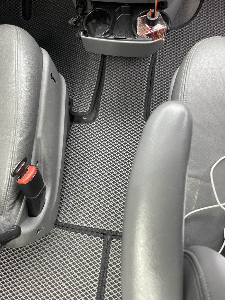 Floor mats (3 rows, EVA, black) for Chrysler Voyager 2001-2007 - Reelken Auto